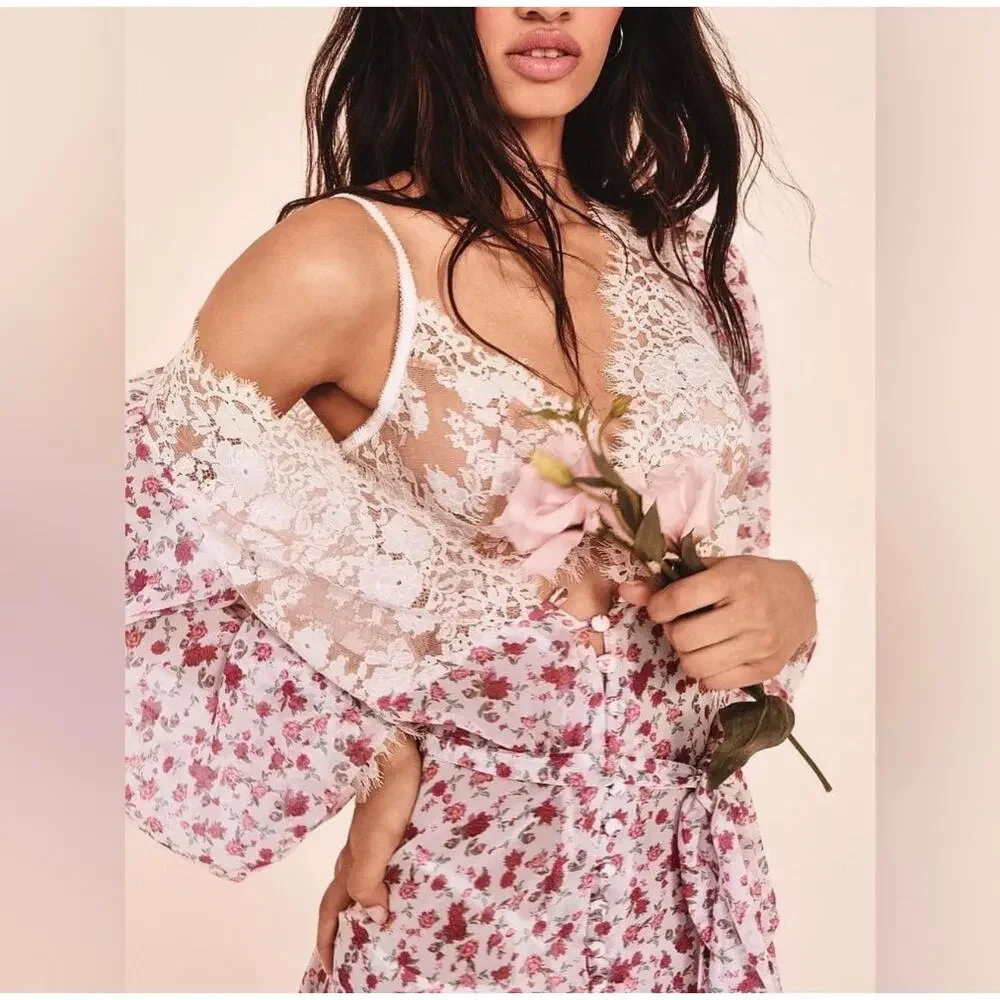 For Love & Lemons NWT Victoria’s Secret Pink Lace Floral Melrose Mini Robe XS